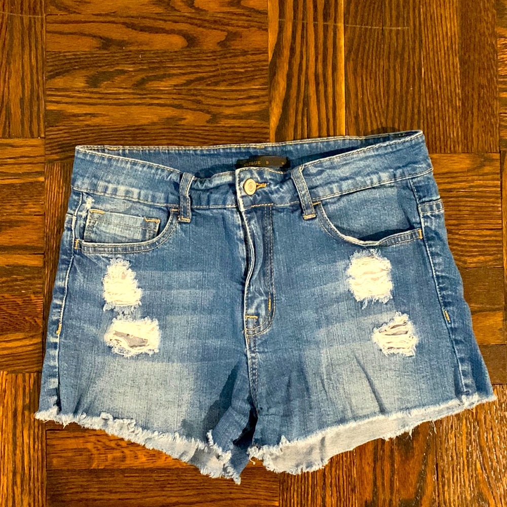 Stretchy Klique jean shorts. Size M (fit ~ like a size 25 jeans).